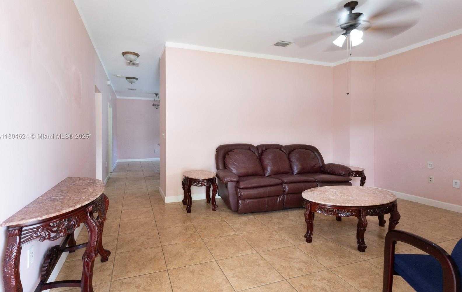 Small Image of 2757 NORTH WEST 29TH ST, Miami Number 7