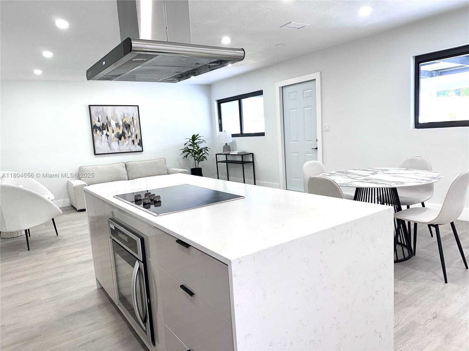 Small Image of 2421 NORTH 56TH TER, Hollywood Number 10