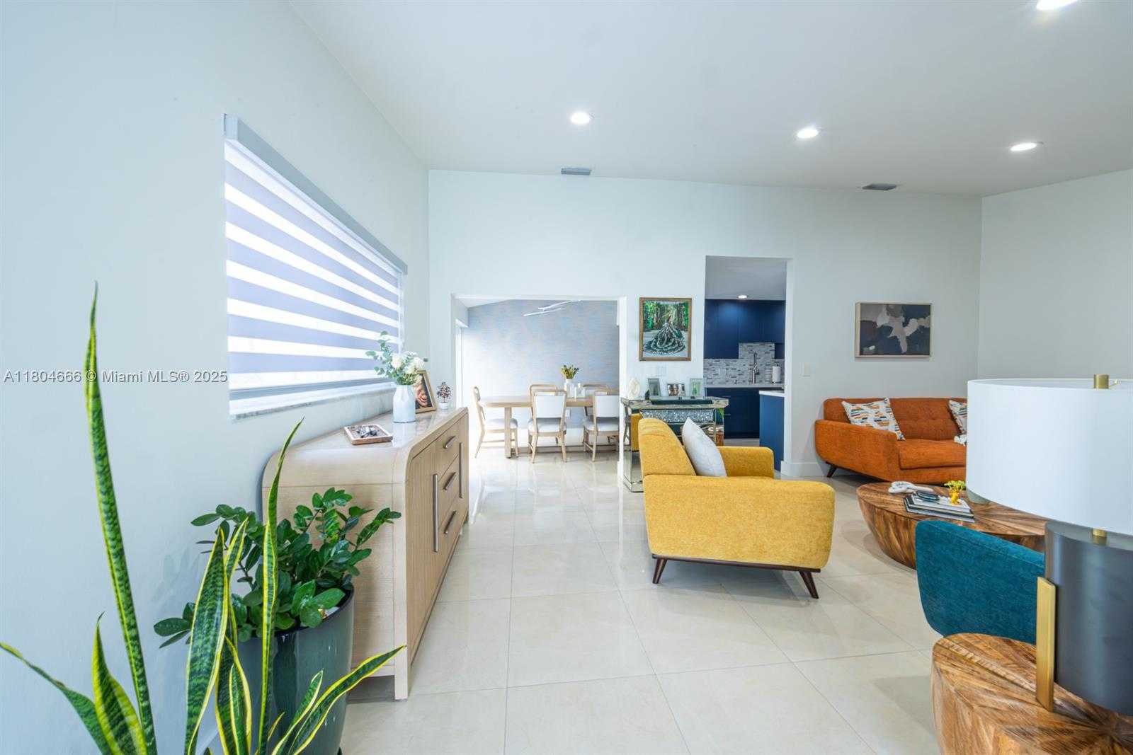 Small Image of 6950 NORTH WEST 168TH ST, Hialeah Number 10