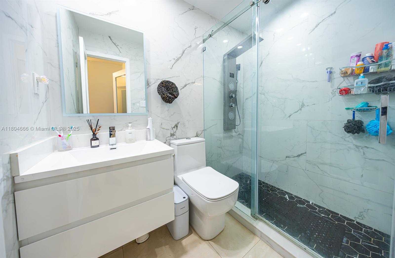 Small Image of 6950 NORTH WEST 168TH ST, Hialeah Number 15