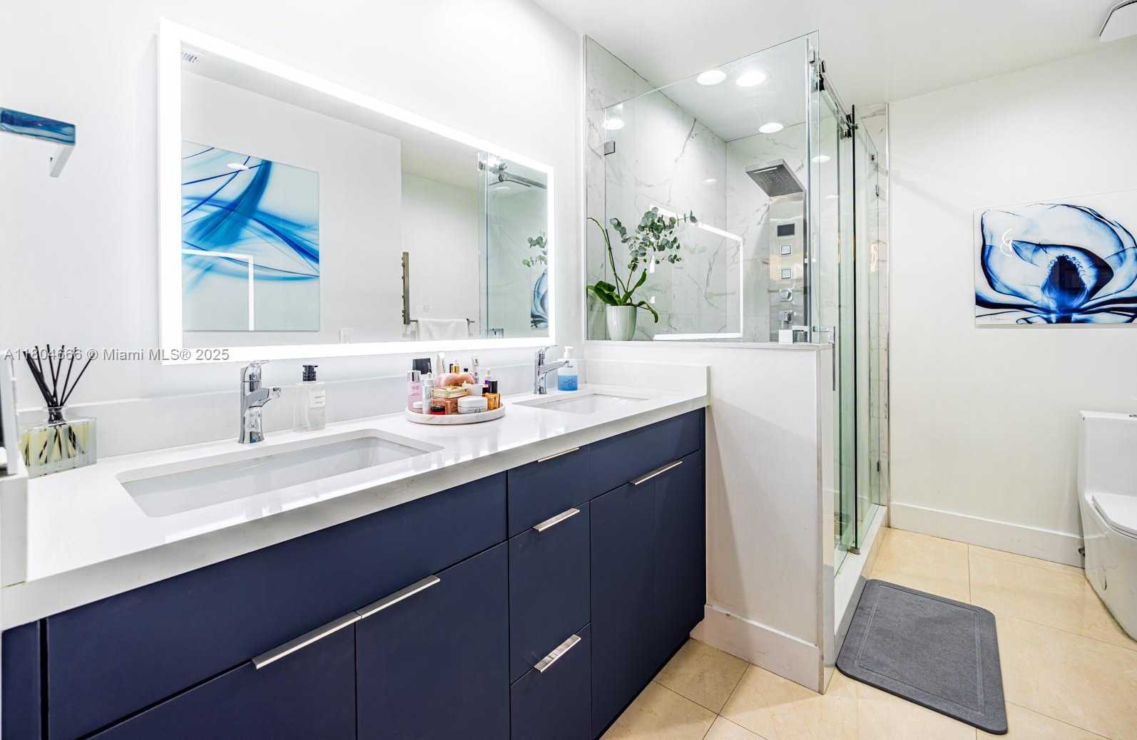 Small Image of 6950 NORTH WEST 168TH ST, Hialeah Number 26