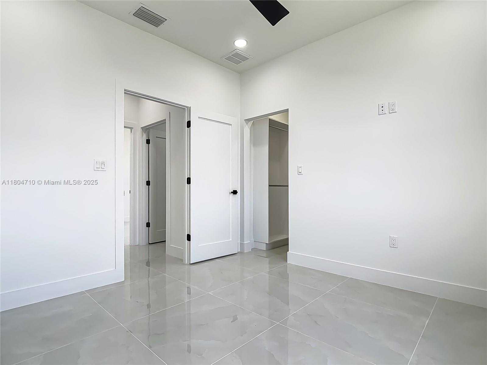Small Image of 323 19TH TER, Cape Coral Number 42