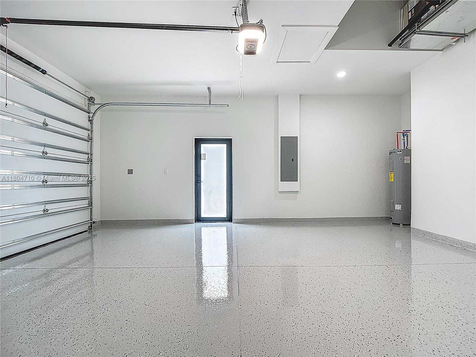 Small Image of 323 19TH TER, Cape Coral Number 49
