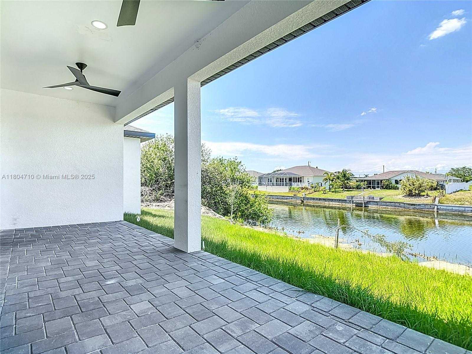 Small Image of 323 19TH TER, Cape Coral Number 53