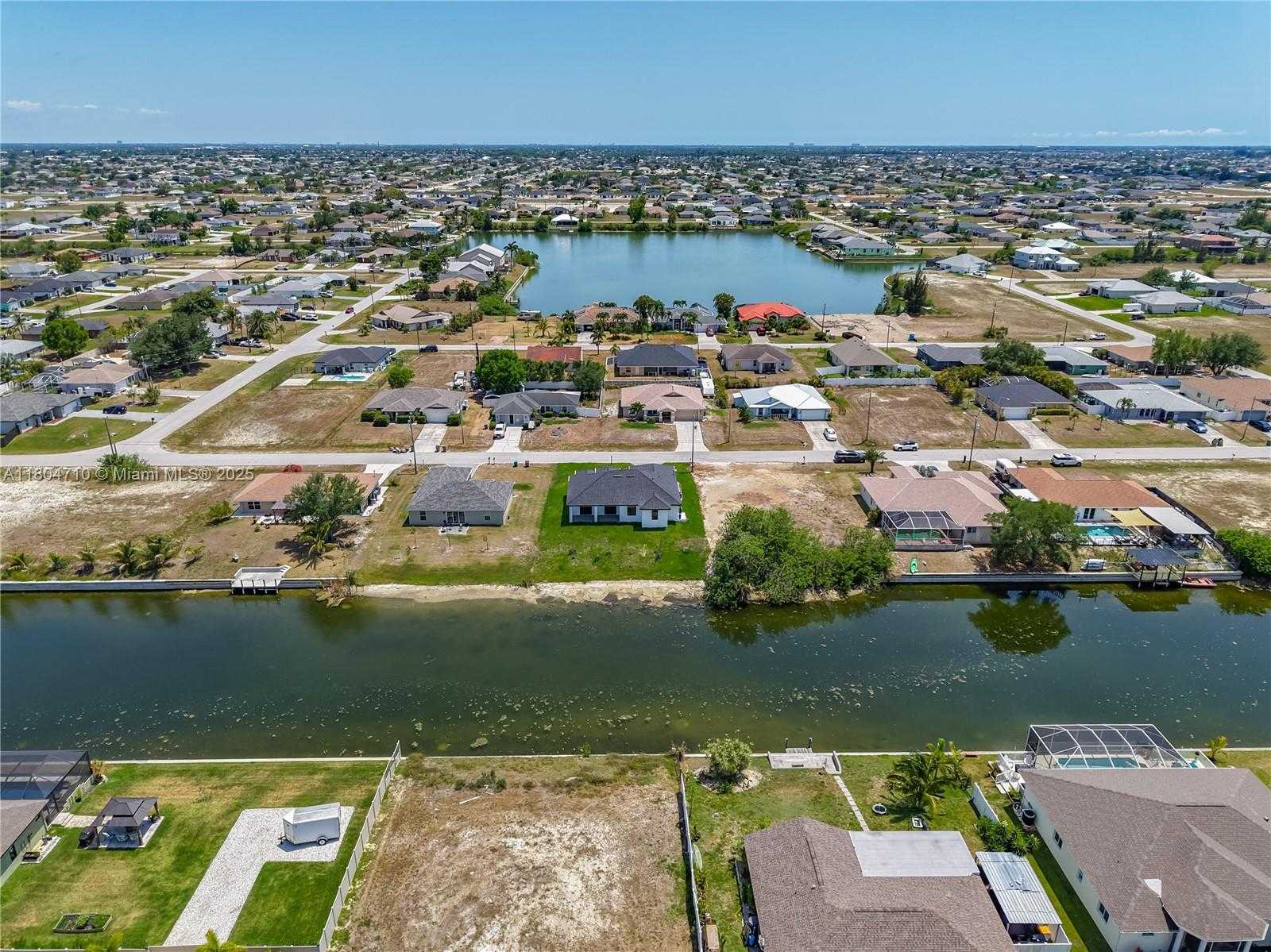 Small Image of 323 19TH TER, Cape Coral Number 76