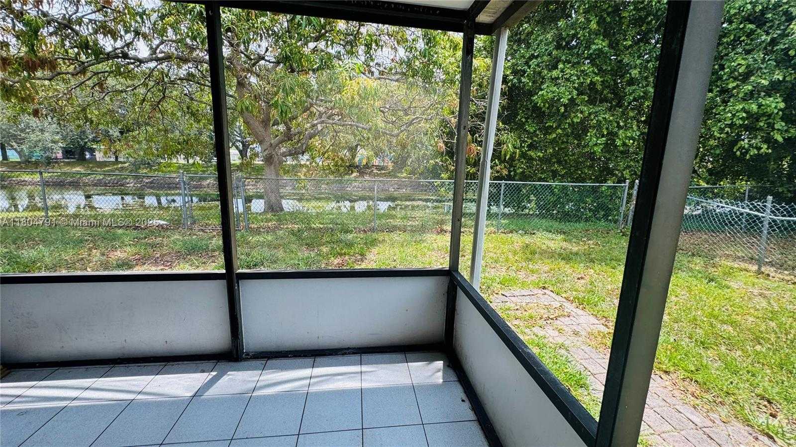 Small Image of 1311 SOUTH WEST 85TH AVE, Pembroke Pines Number 12