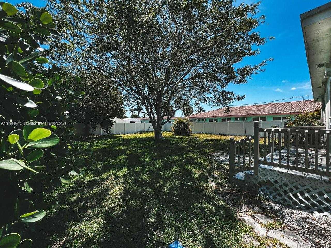 Small Image of 1231 NORTH 16TH CT, Hollywood Number 12