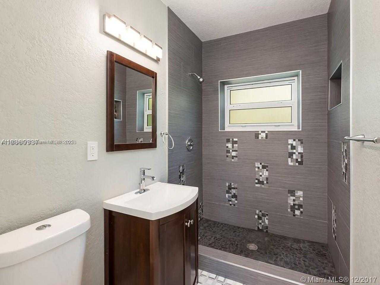 Small Image of 1231 NORTH 16TH CT, Hollywood Number 7