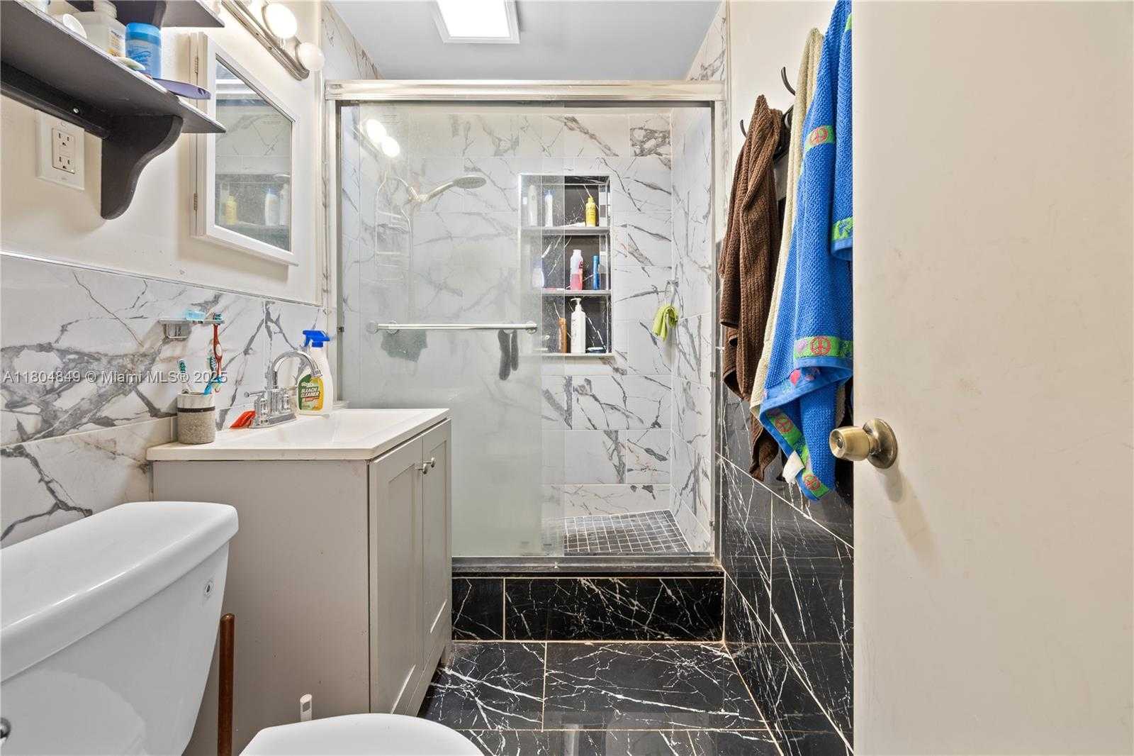 Small Image of 625 NORTH EAST 130TH ST, North Miami Number 19