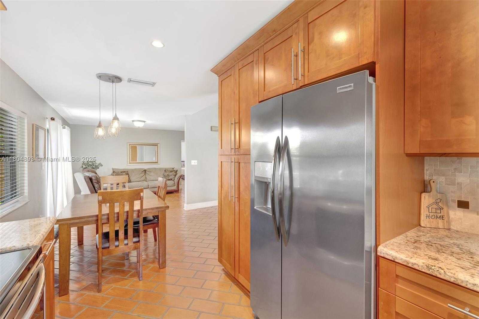 Small Image of 11955 Brim Way, Hollywood, FL 33026, USA Number 16