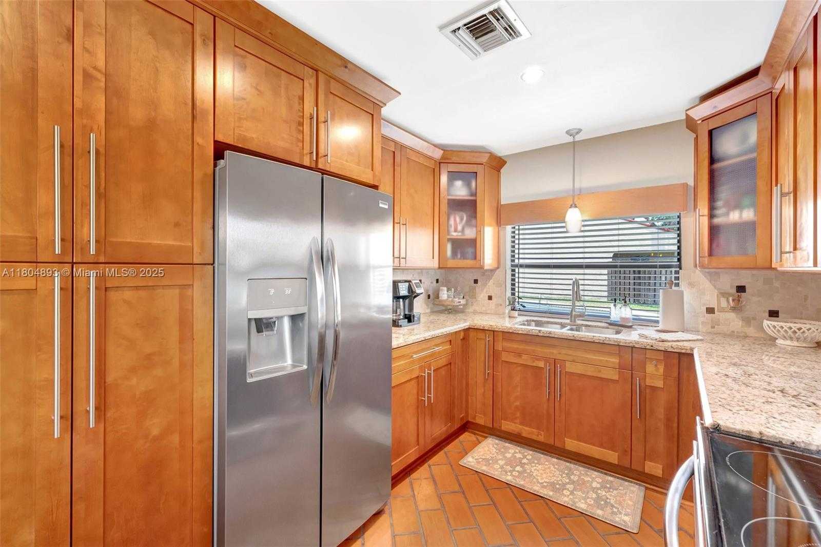 Small Image of 11955 Brim Way, Hollywood, FL 33026, USA Number 17