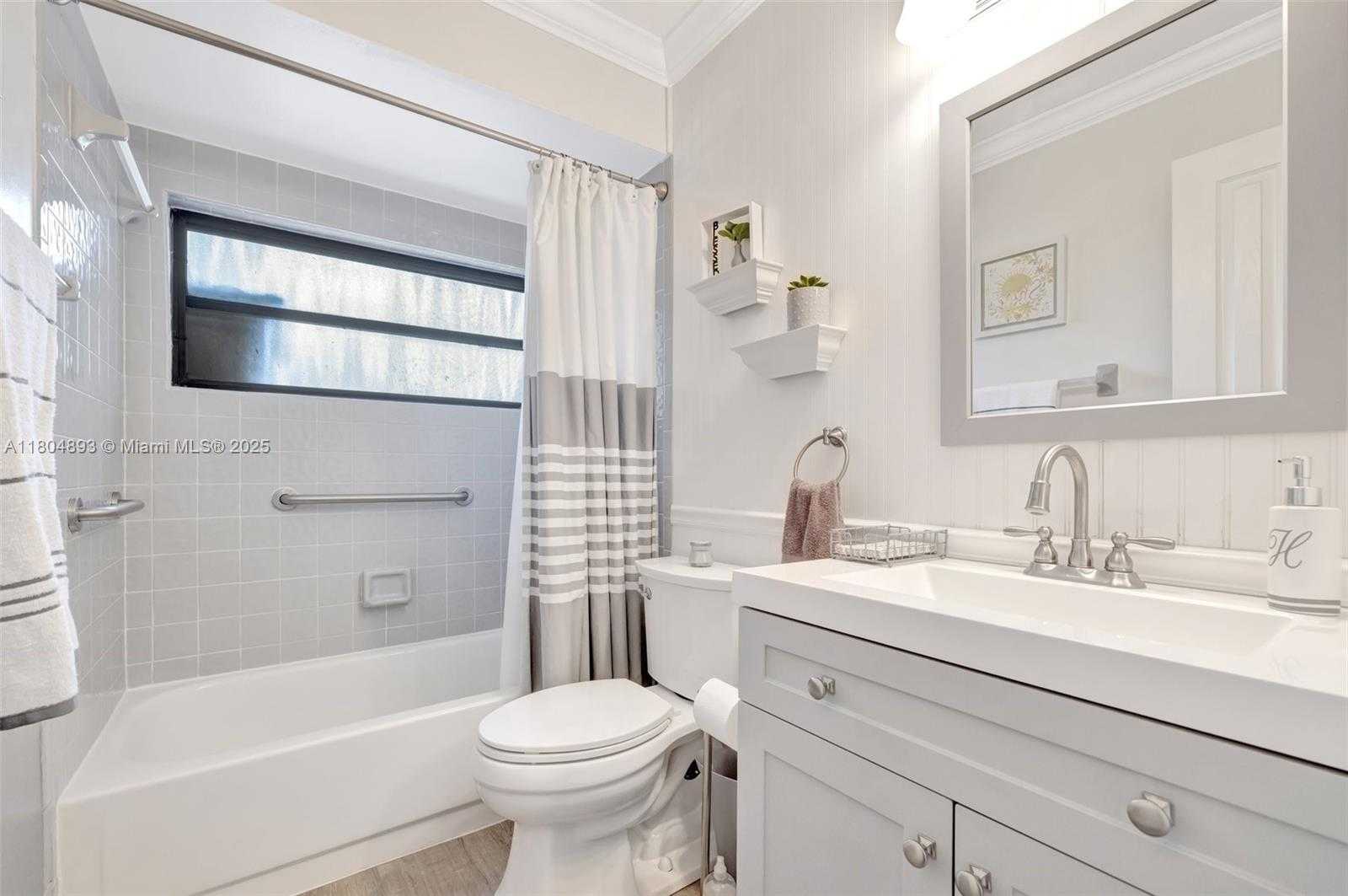 Small Image of 11955 Brim Way, Hollywood, FL 33026, USA Number 37