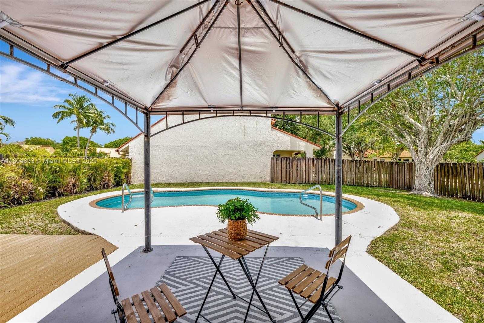 Small Image of 11955 Brim Way, Hollywood, FL 33026, USA Number 38