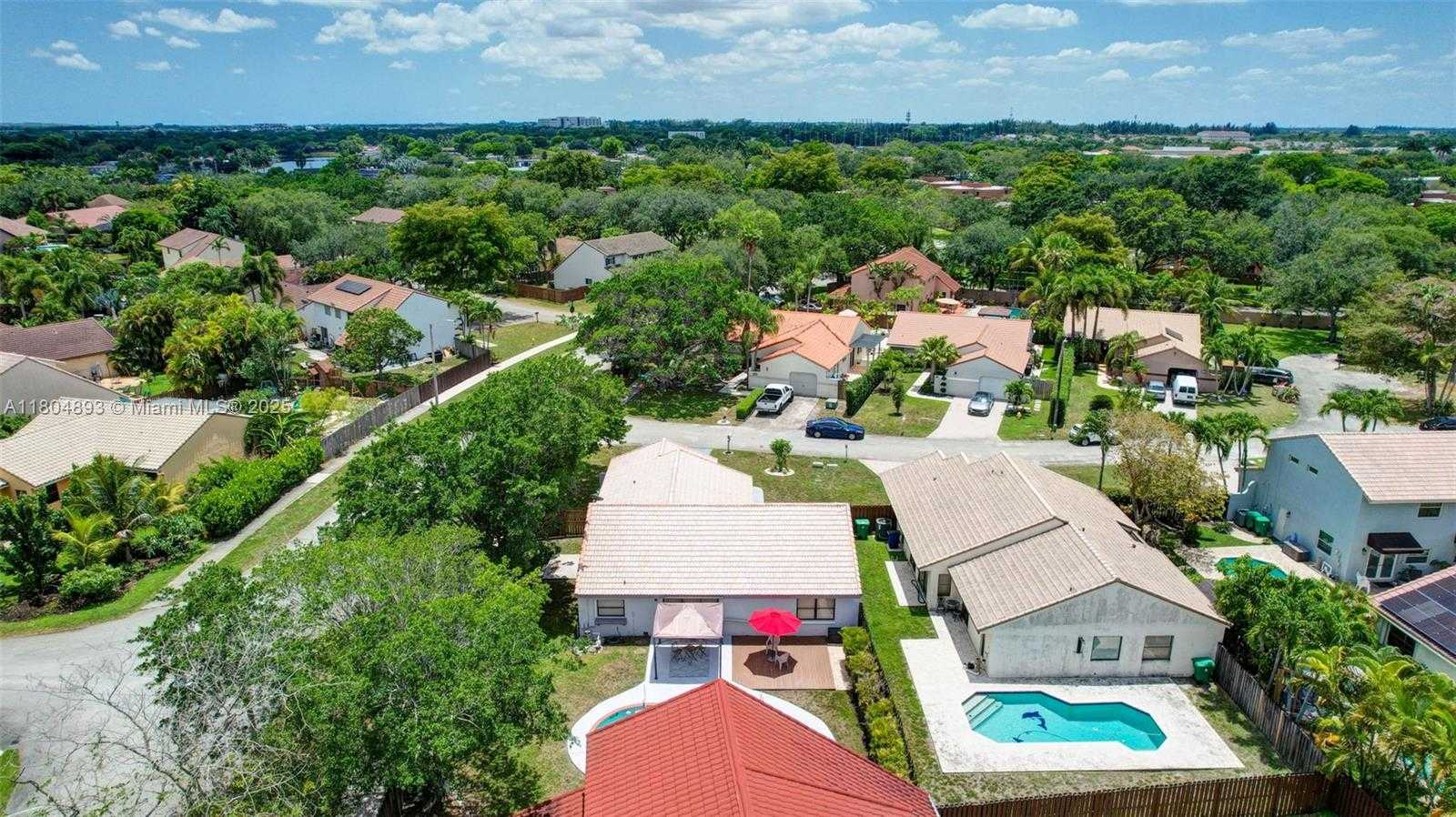 Small Image of 11955 Brim Way, Hollywood, FL 33026, USA Number 53