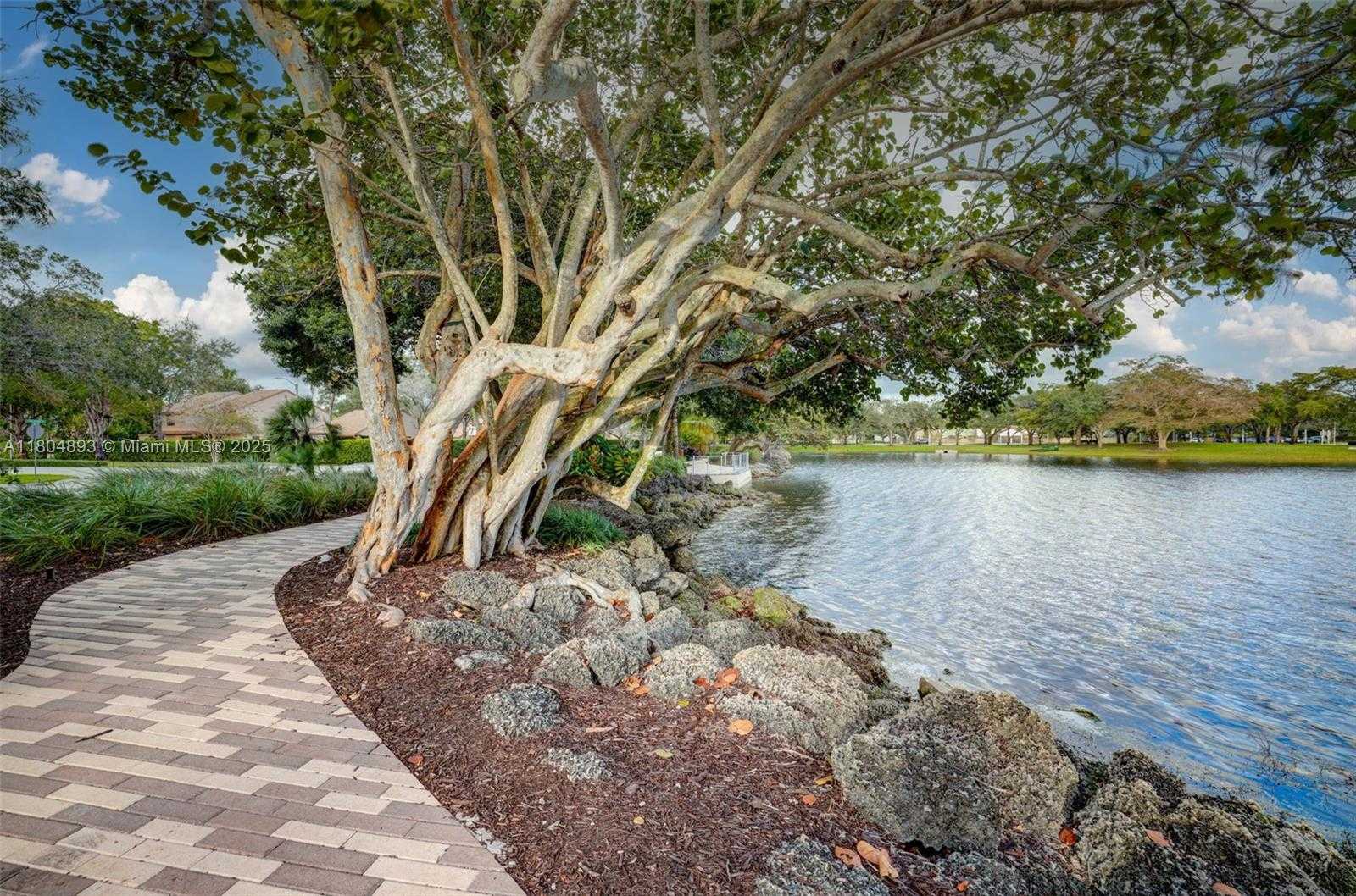 Small Image of 11955 Brim Way, Hollywood, FL 33026, USA Number 67