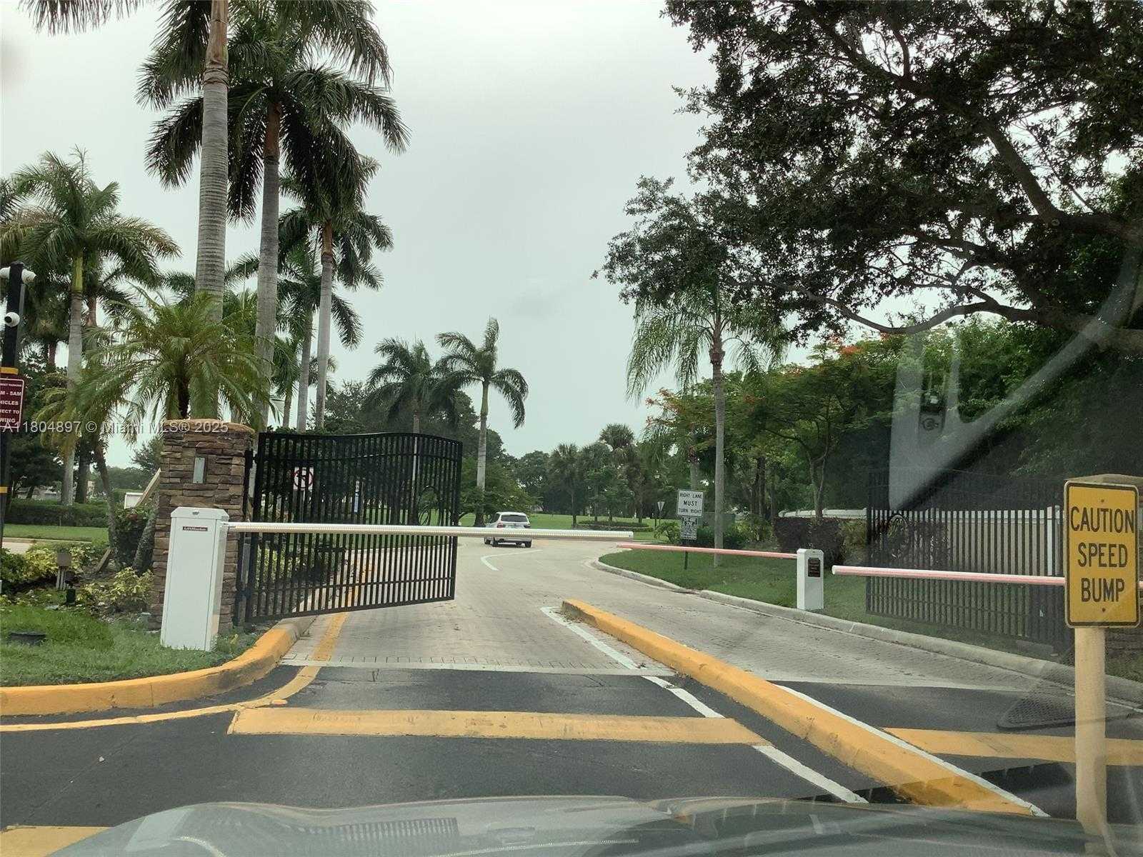 Imagen de Pequeño Objeto
