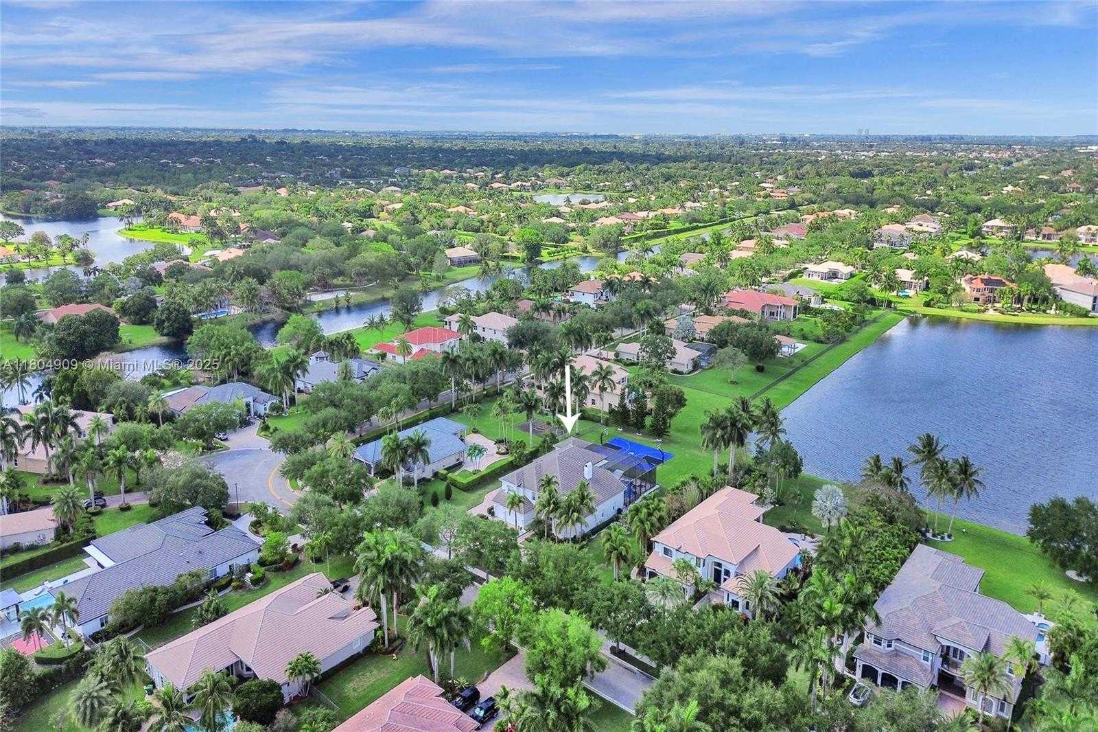Small Image of 10457 LAUREL RD, Davie Number 92
