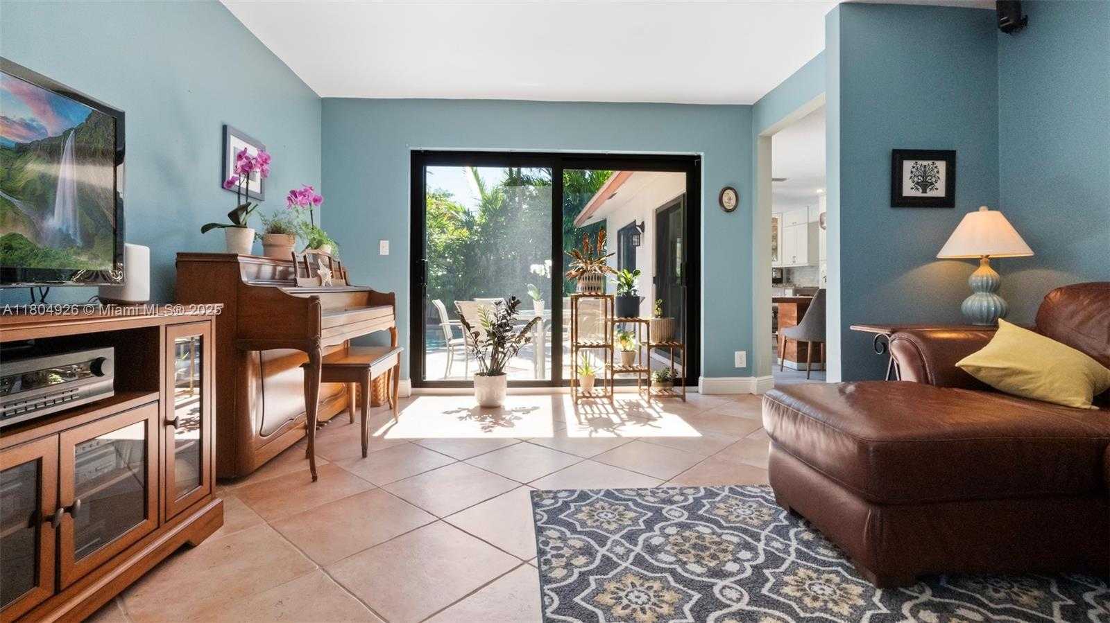 Small Image of 4955 NORTH WEST 10TH ST, Coconut Creek Number 16