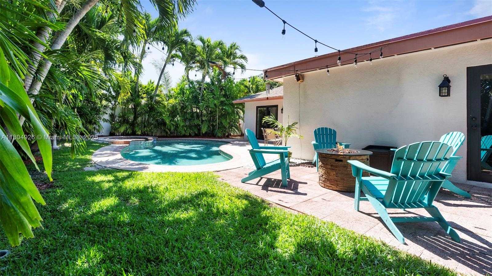 Small Image of 4955 NORTH WEST 10TH ST, Coconut Creek Number 35