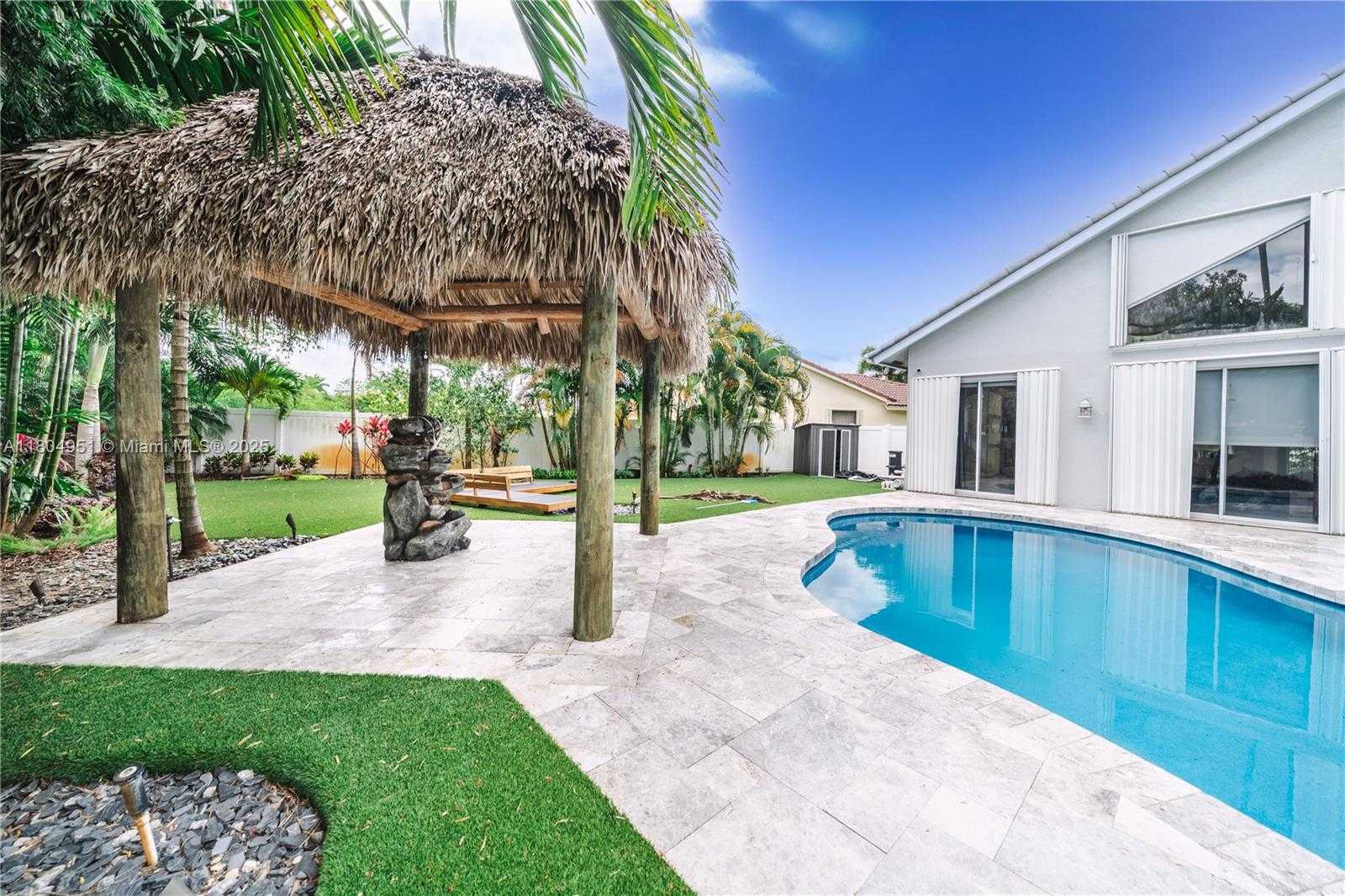 Small Image of 18201 NORTH WEST 16TH ST, Pembroke Pines Number 13