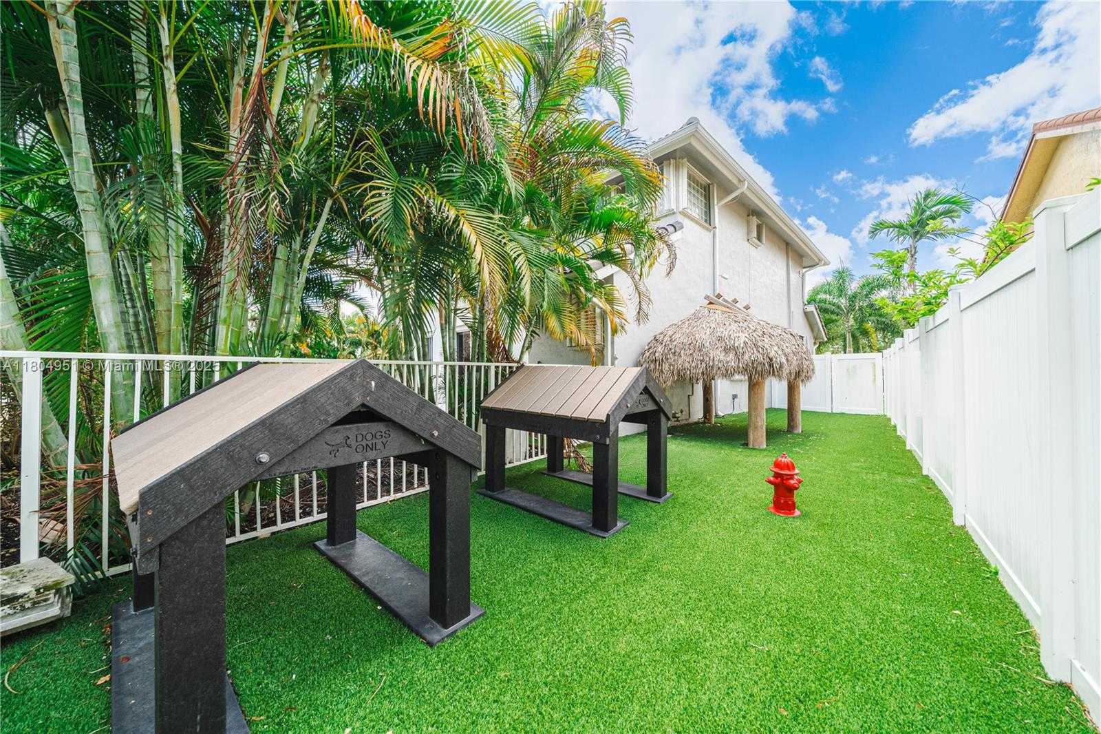 Small Image of 18201 NORTH WEST 16TH ST, Pembroke Pines Number 15