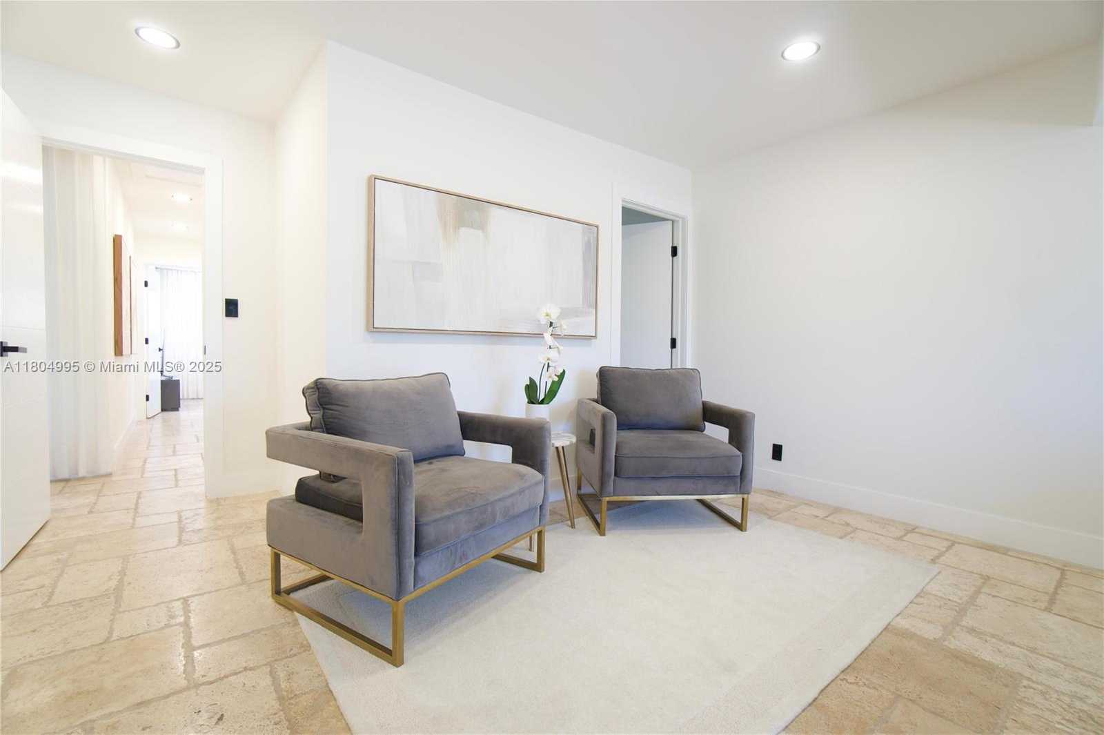 Small Image of 1112 MANDARIN ISLE, Fort Lauderdale Number 14