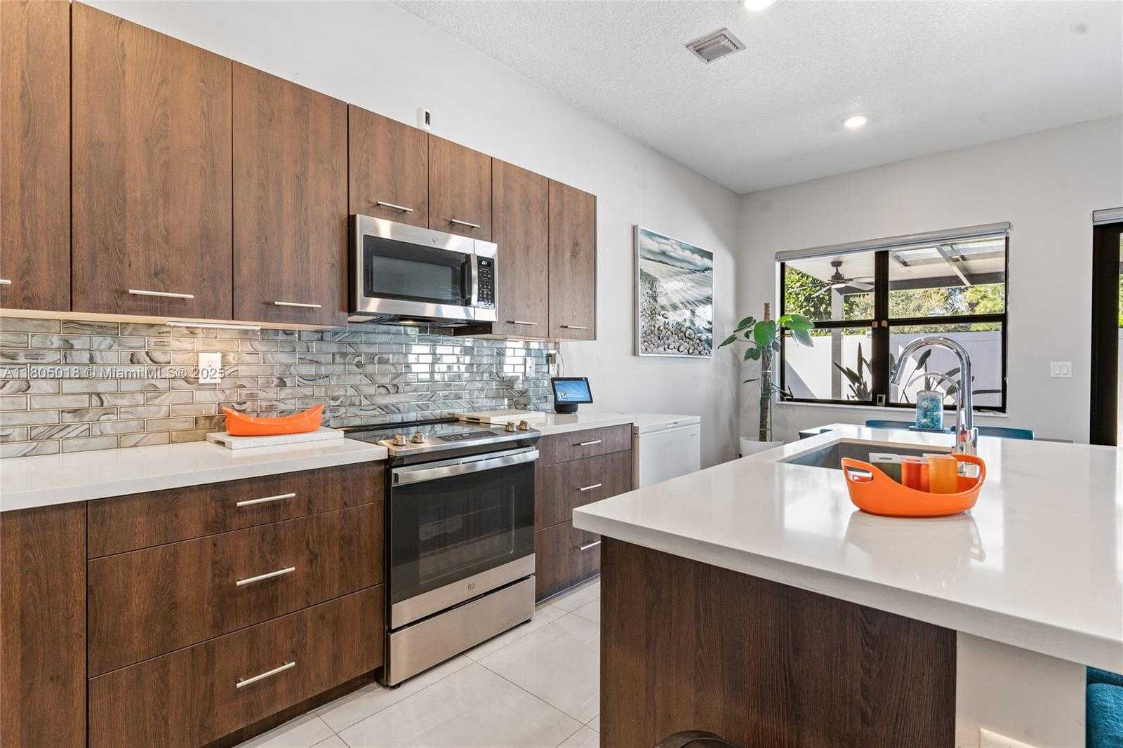 Small Image of 17375 SOUTH WEST 41ST ST, Miramar Number 20