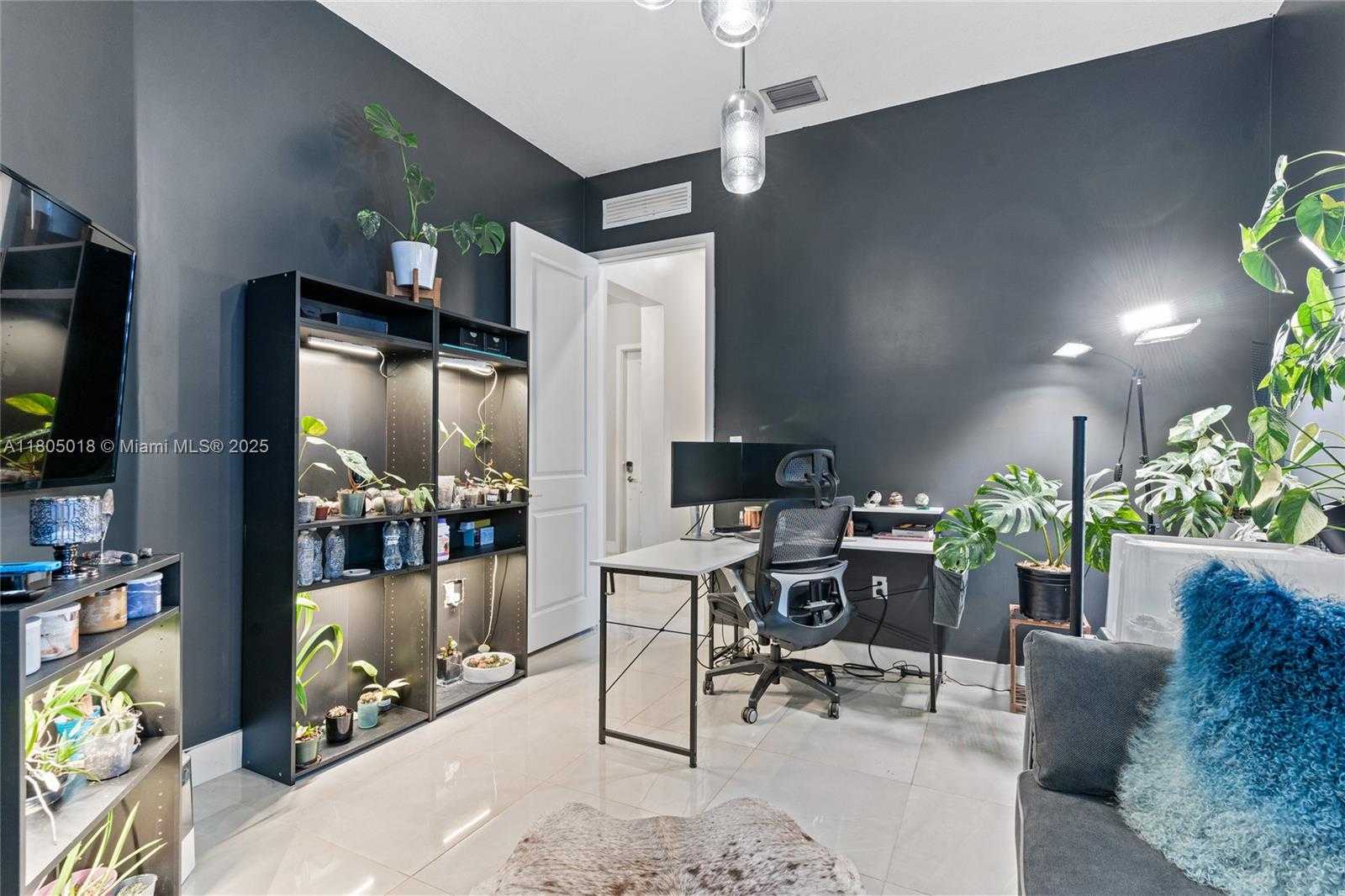 Small Image of 17375 SOUTH WEST 41ST ST, Miramar Number 27