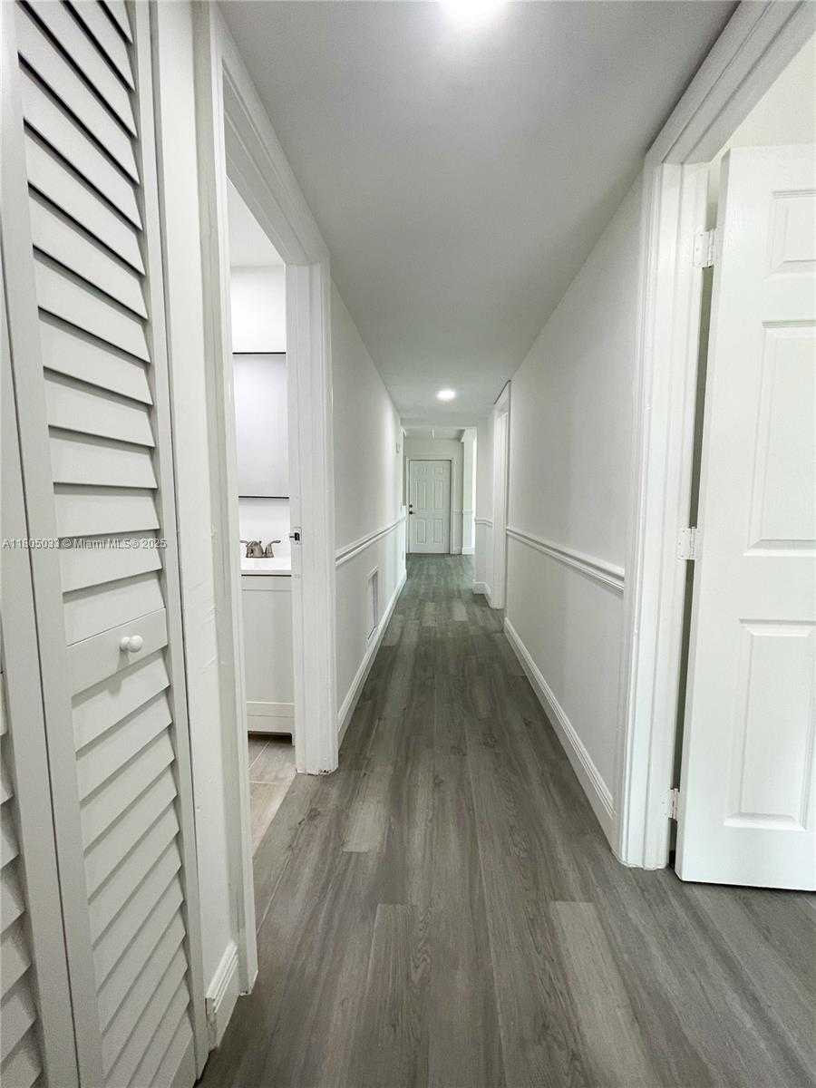 Small Image of 7915 NORTH WEST 73RD AVE, Tamarac Number 10