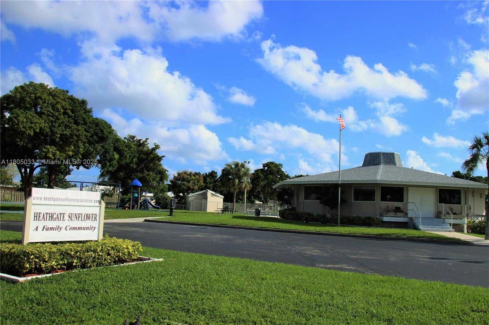 Small Image of 7915 NORTH WEST 73RD AVE, Tamarac Number 31