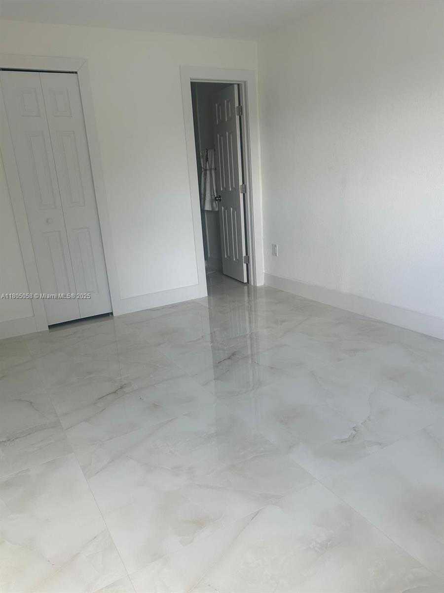Small Image of 6271 FARRAGUT ST, Hollywood Number 13