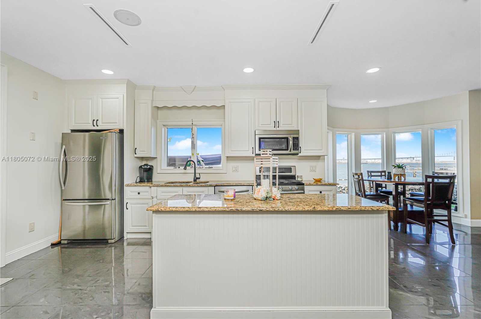Small Image of 30 AVIVA CT, Out of City Number 21
