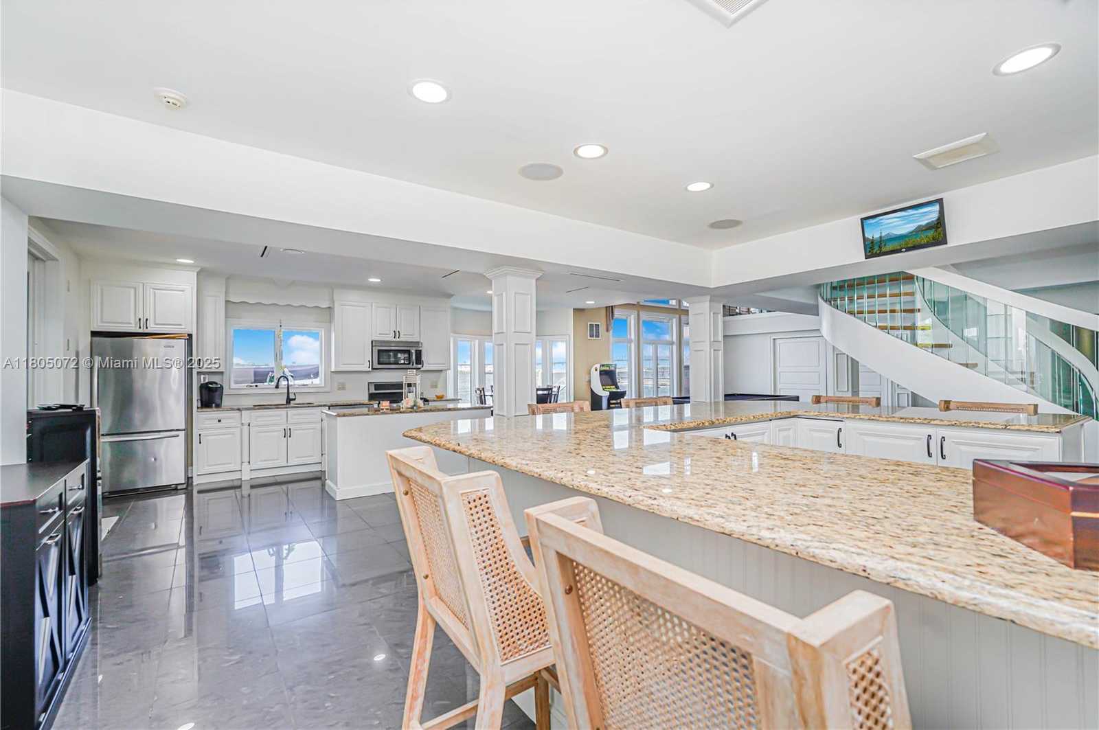 Small Image of 30 AVIVA CT, Out of City Number 22