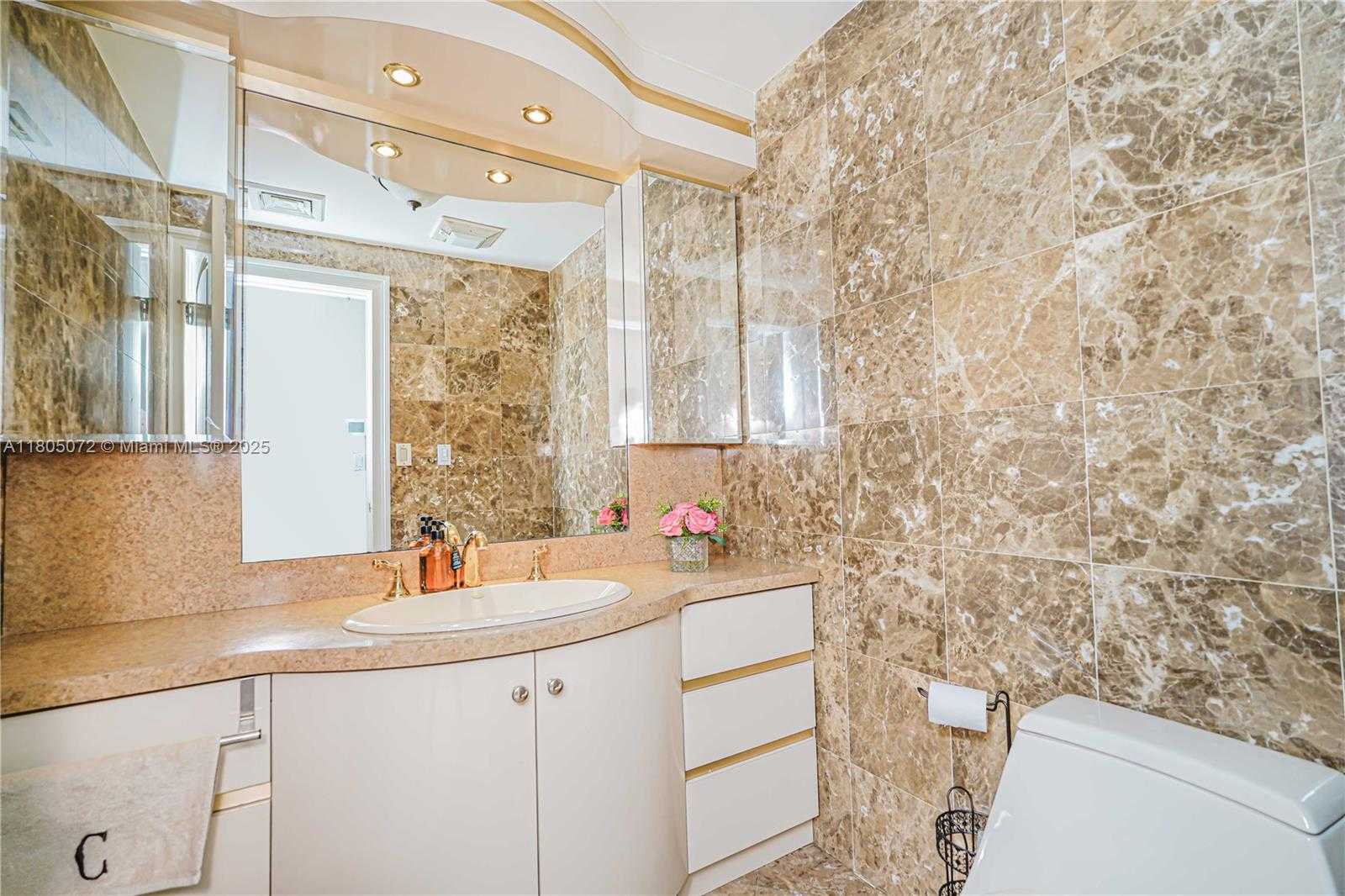 Small Image of 30 AVIVA CT, Out of City Number 33