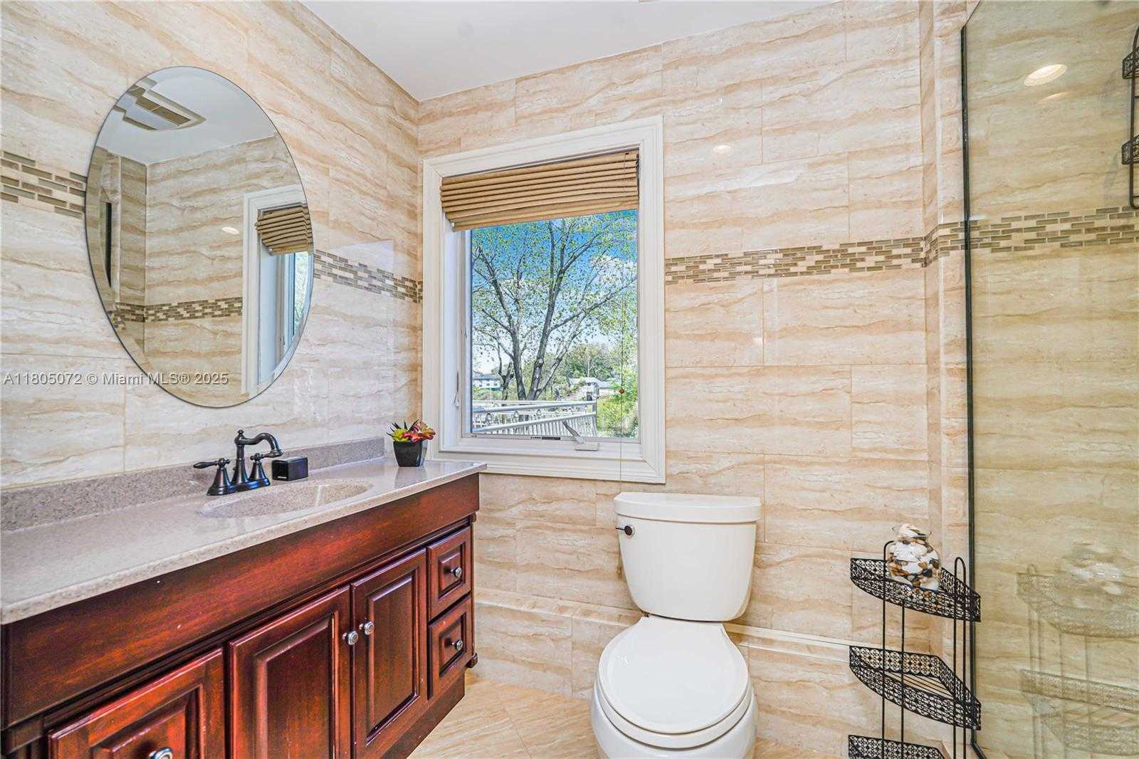 Small Image of 30 AVIVA CT, Out of City Number 38