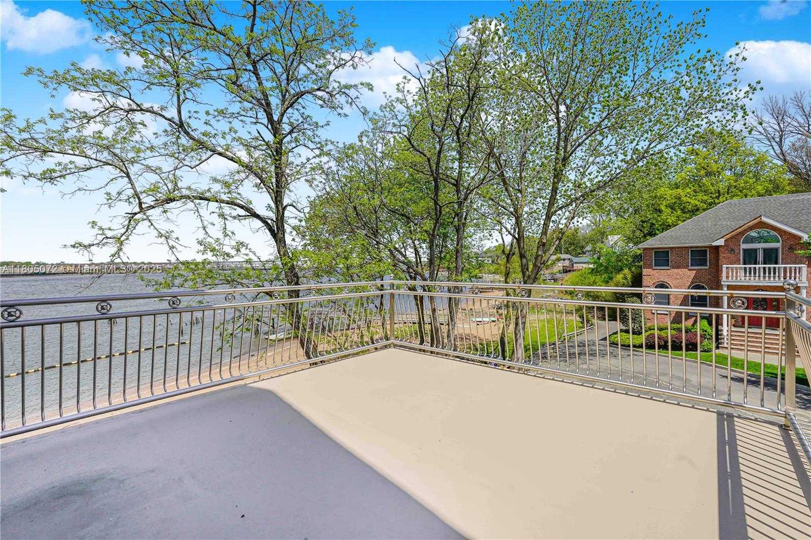 Small Image of 30 AVIVA CT, Out of City Number 40