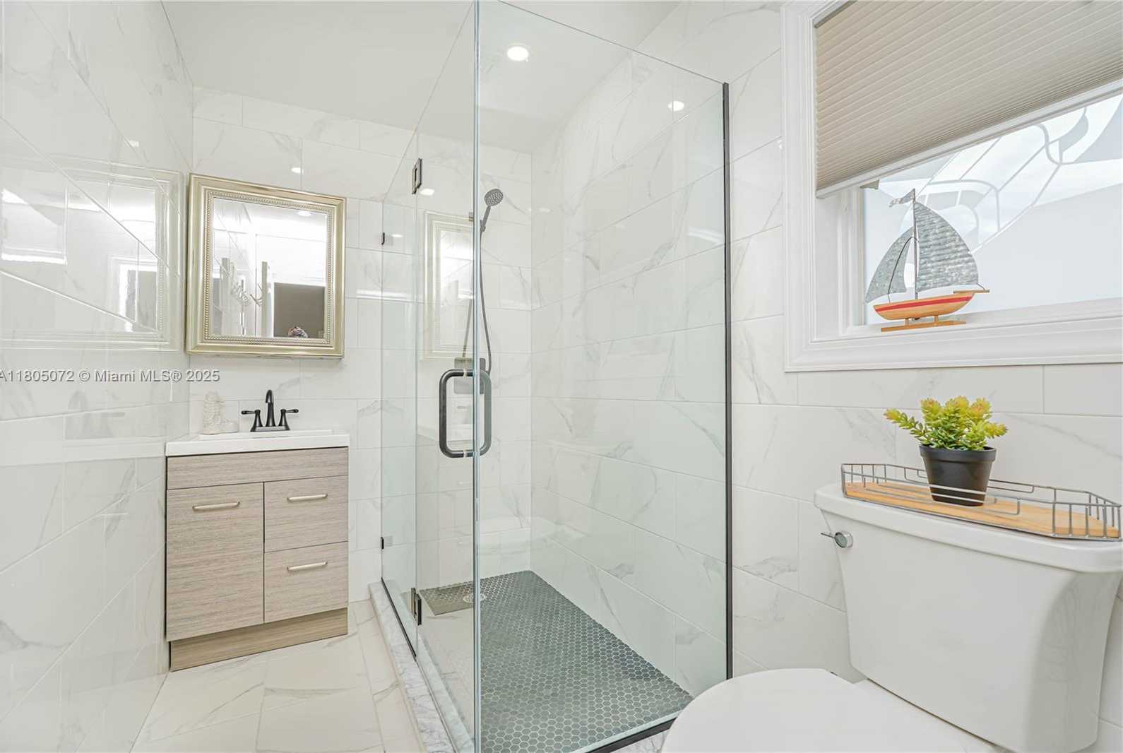 Small Image of 30 AVIVA CT, Out of City Number 41
