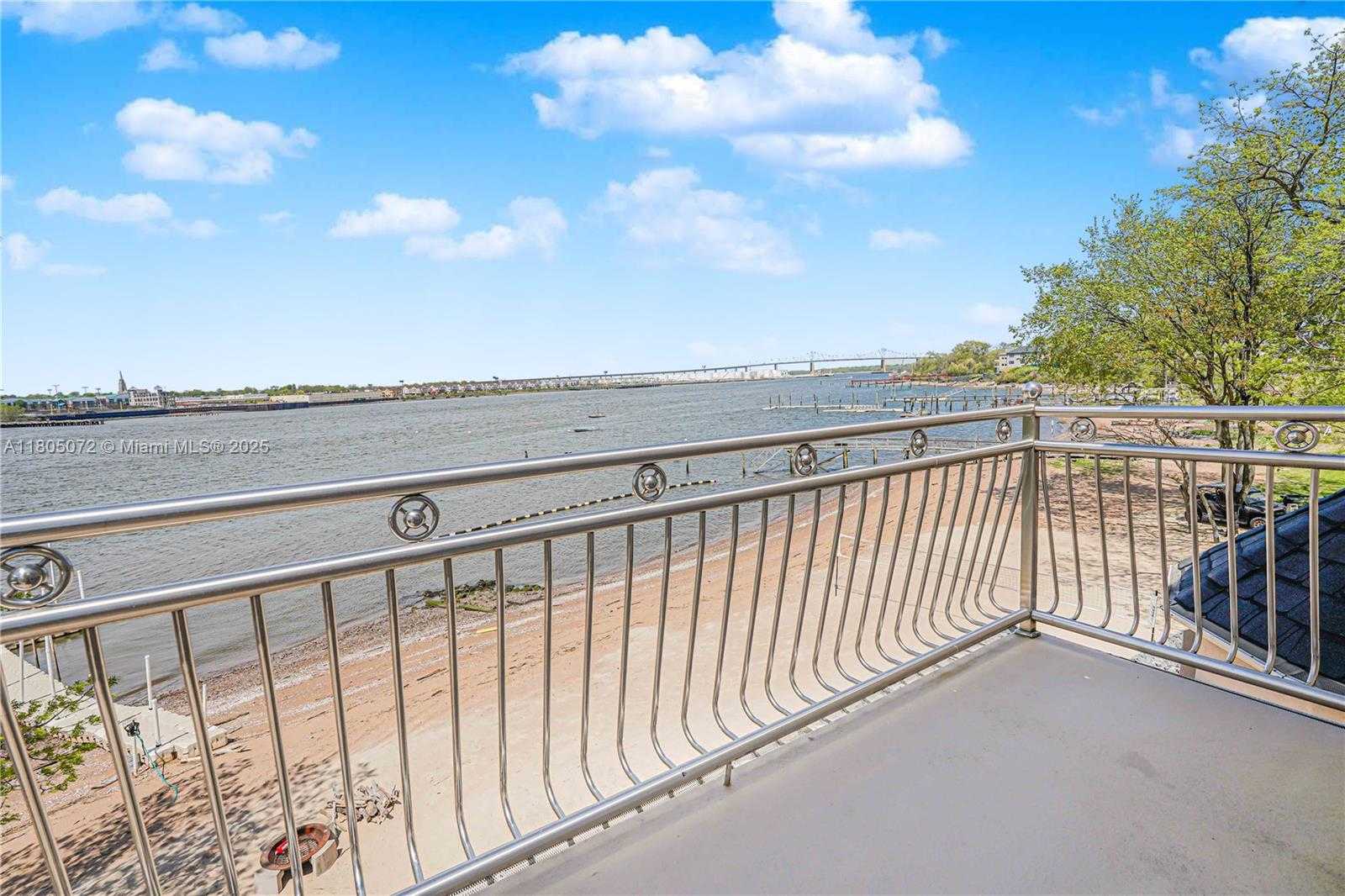 Small Image of 30 AVIVA CT, Out of City Number 52