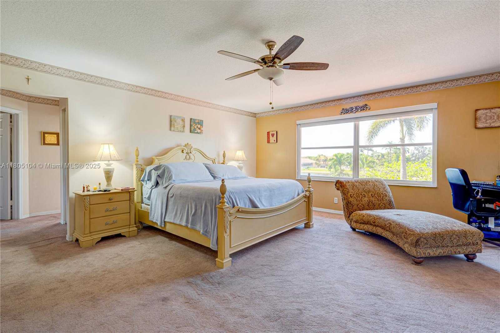Small Image of 16372 SEGOVIA CIR N, Pembroke Pines Number 40
