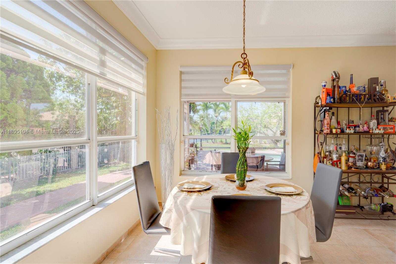 Small Image of 16372 SEGOVIA CIR N, Pembroke Pines Number 65