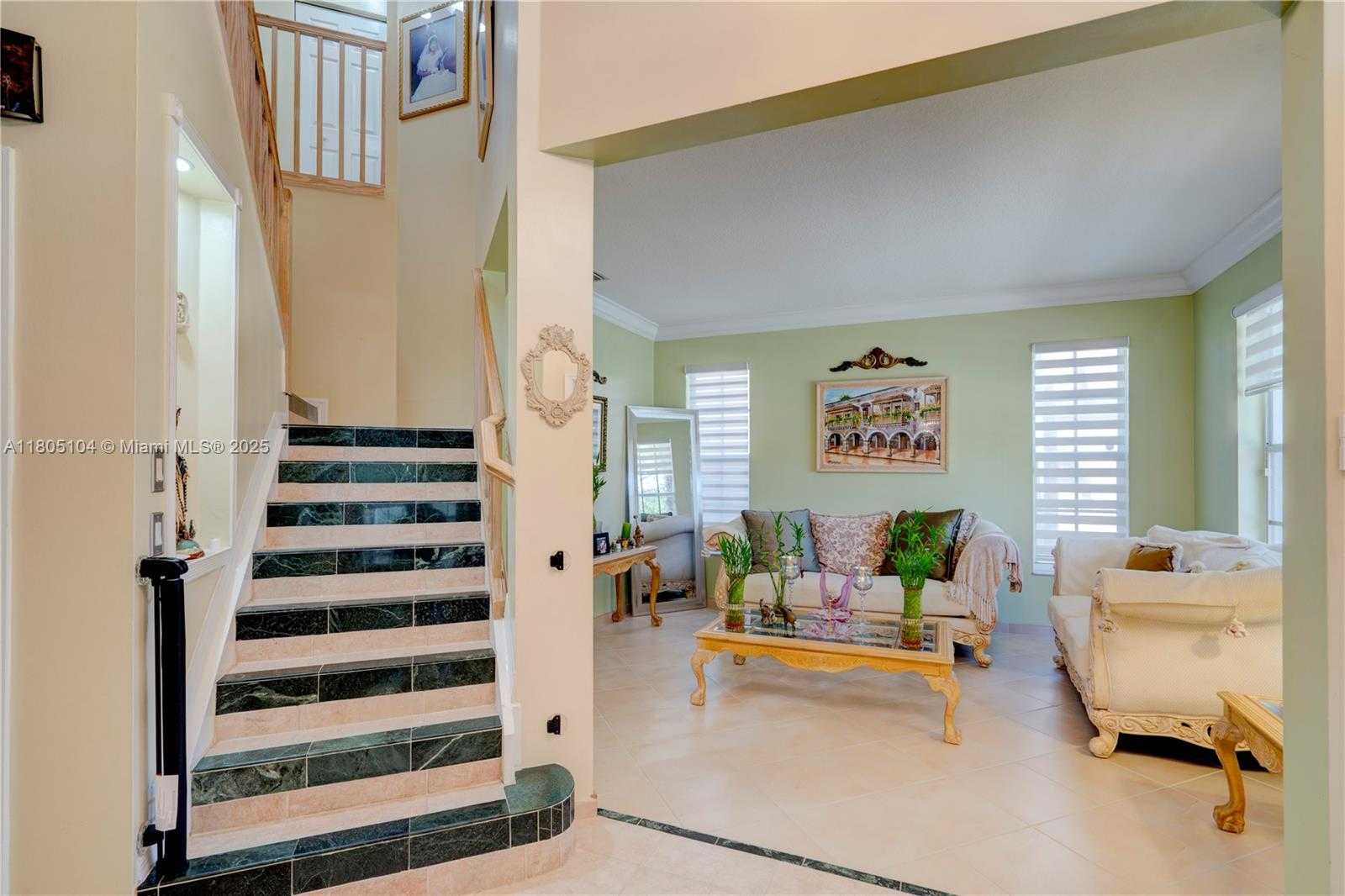 Small Image of 16372 SEGOVIA CIR N, Pembroke Pines Number 77