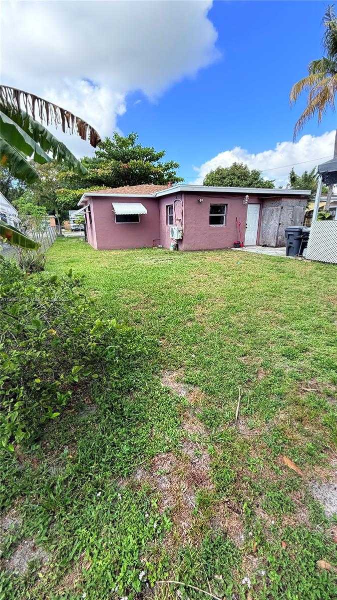 Small Image of 2215 COOLIDGE ST, Hollywood Number 15