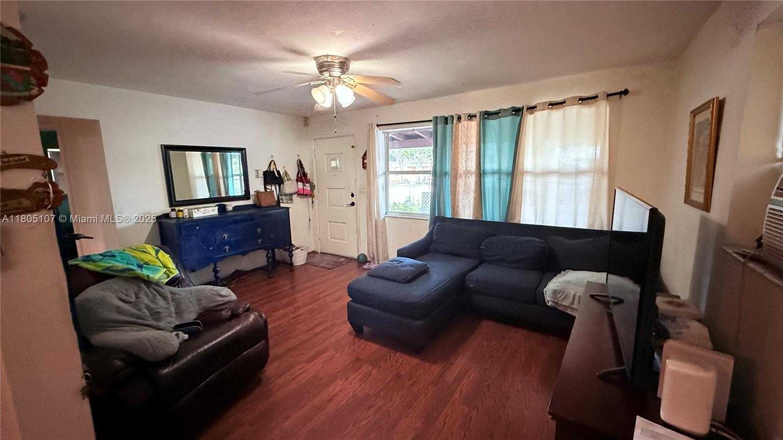 Small Image of 2215 COOLIDGE ST, Hollywood Number 7