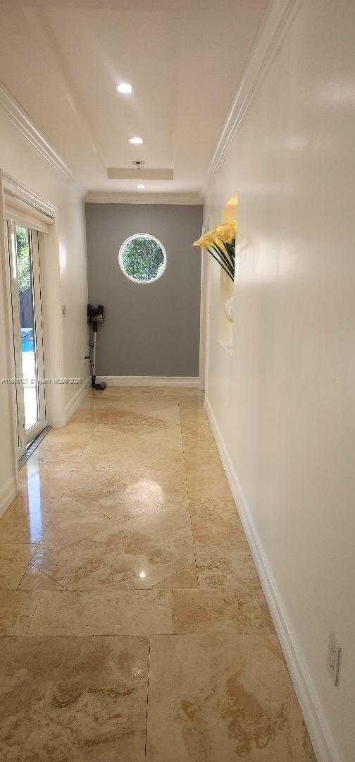 Small Image of 155 WEST 60TH ST, Hialeah Number 14