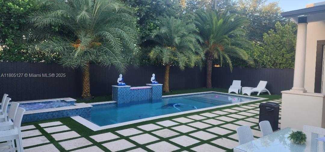 Small Image of 155 WEST 60TH ST, Hialeah Number 19