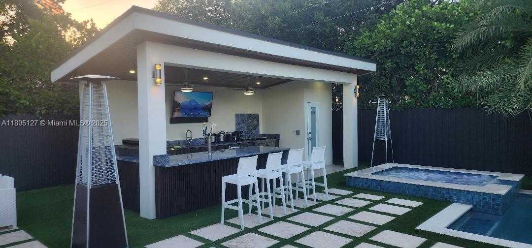 Small Image of 155 WEST 60TH ST, Hialeah Number 22