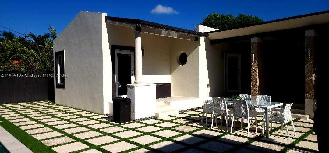 Small Image of 155 WEST 60TH ST, Hialeah Number 7