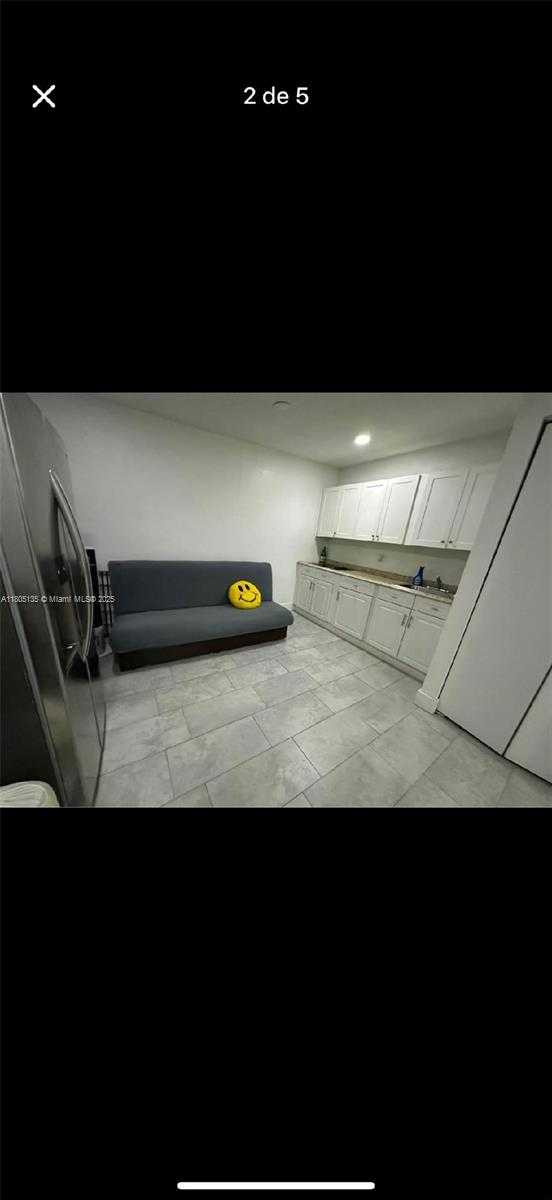 Small Image of 165 WEST 60TH ST, Hialeah Number 14