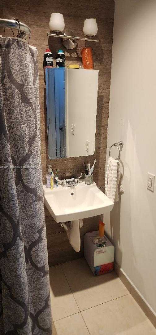 Small Image of 165 WEST 60TH ST, Hialeah Number 7