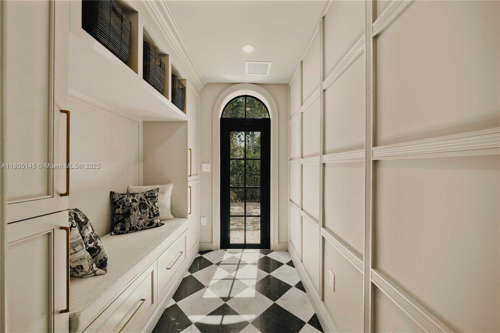 Small Image of 549 NORTH EAST 59TH ST, Miami Number 19